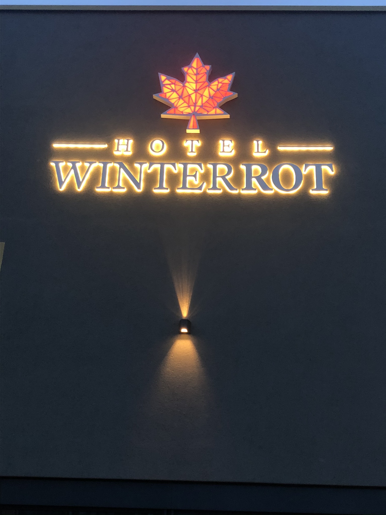 Hotel Winterrot, 76228 Karlsruhe - Palmbach, Rudolf-Link-Str. 10 Hotel Winterrot, 76228 Karlsruhe - Palmbach, Rudolf-Link-Str. 10