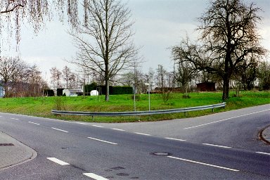 Platzfläche Langensteinbacher Strasse
