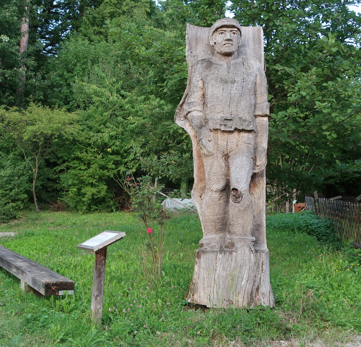 Skulptur "Thomas" von Laura Danzi Skulptur "Thomas" von Laura Danzi