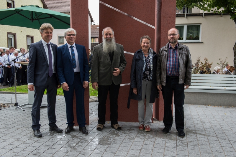 Einweihungsfeier am Waldenserplatz Palmbach Einweihungsfeier am Waldenserplatz Palmbach