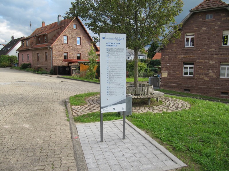 Waldenserweg Palmbach Stele Nr. 8 Waldenserweg Palmbach Stele Nr. 8